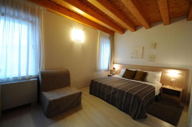 Albergo Leon Bianco Gonàrs Exterior foto