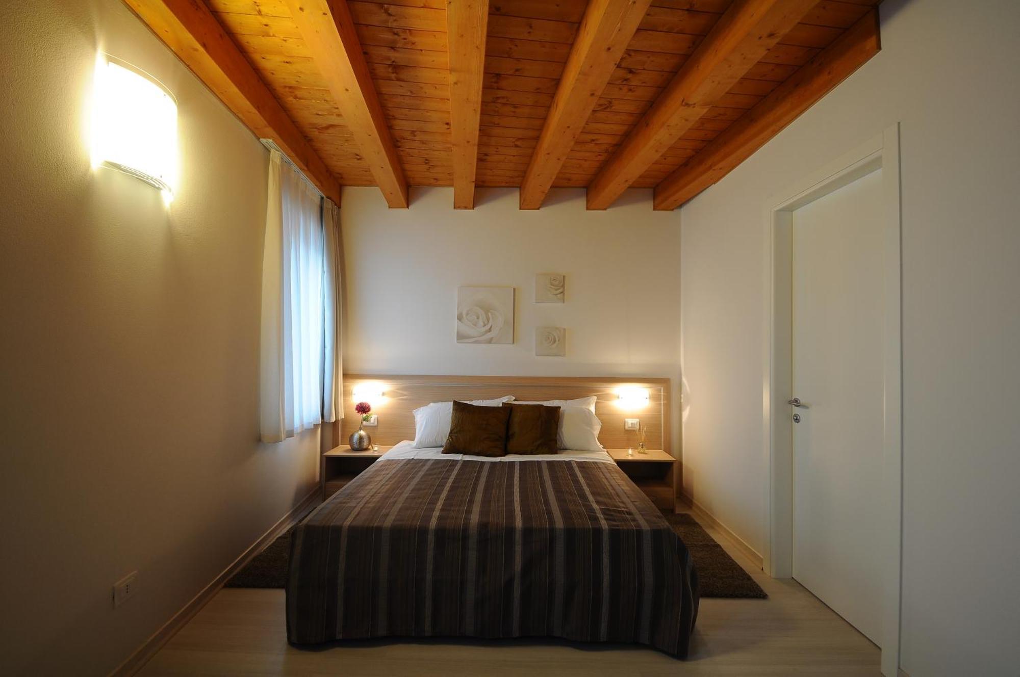 Albergo Leon Bianco Gonàrs Exterior foto